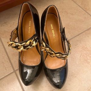 Shoe Republic LA Black Heels Gold Chain Velcro straps SIZE 6.5